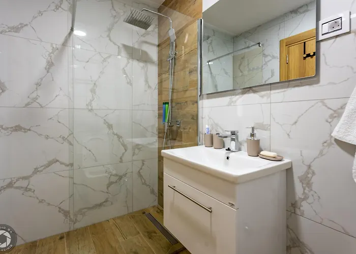 Monte Lux - I Wellnes アパート *